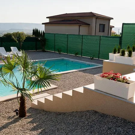 Villa Dadi