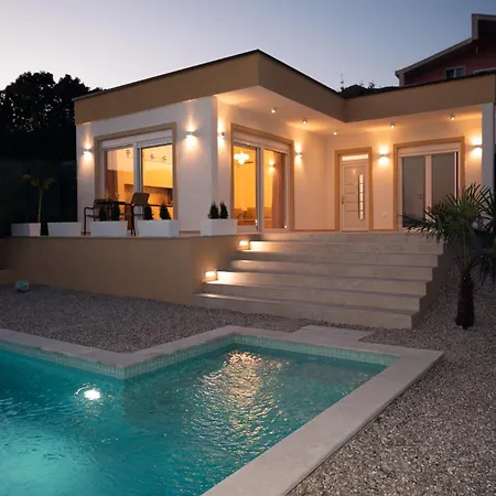 Dadi Villa *