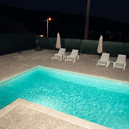 Dadi Villa